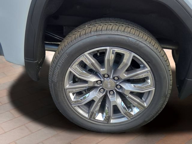 New 2026 Glacier White Tricoat GMC Denali image 21