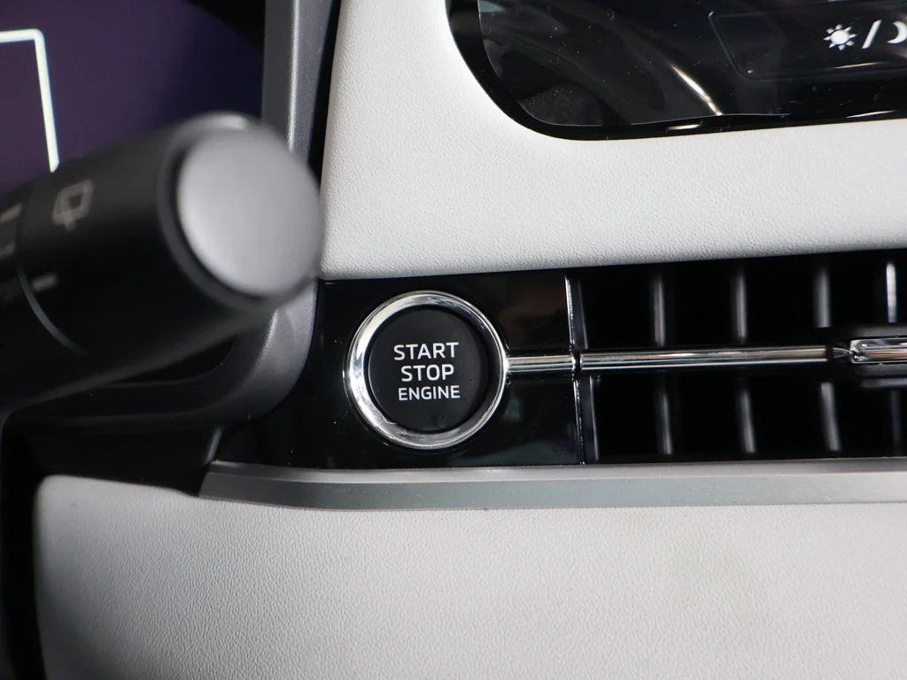 2025 Mitsubishi Outlander SEL Platinum Edition - Photo 46