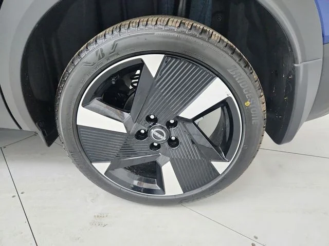 New 2026 Blue Nissan SR image 39