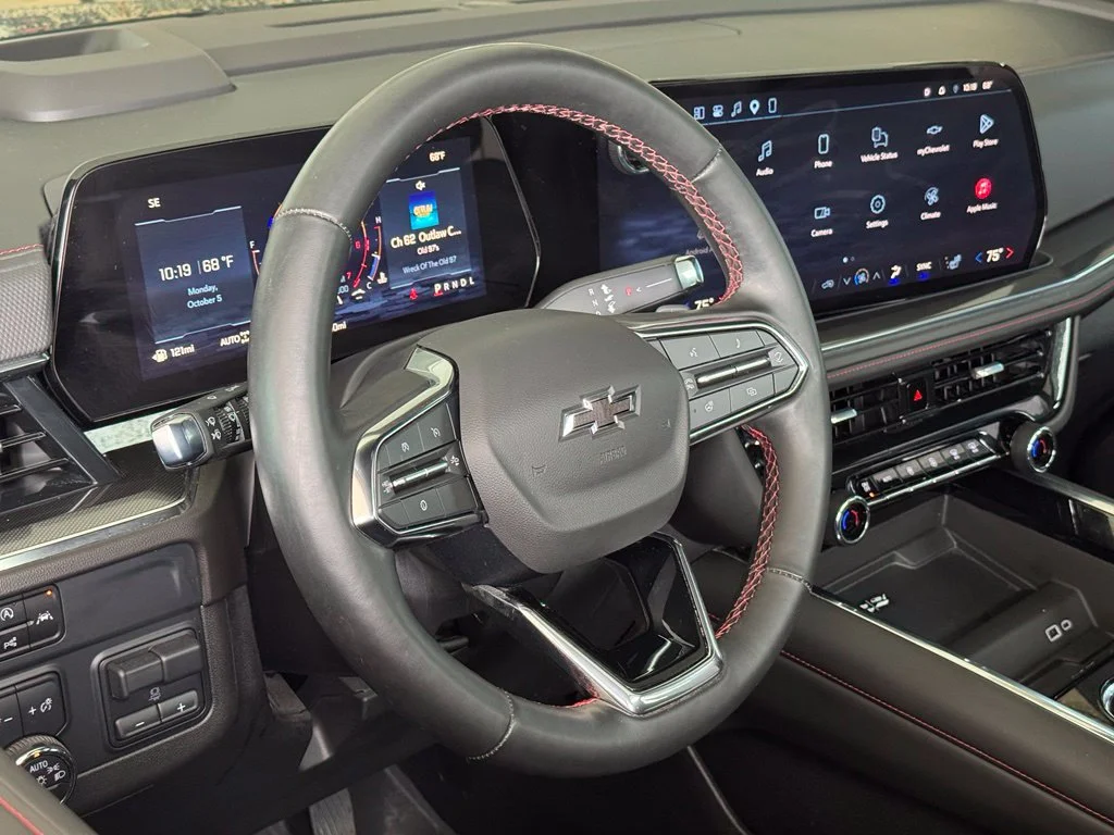 Used 2025 Black Chevrolet RST image 22