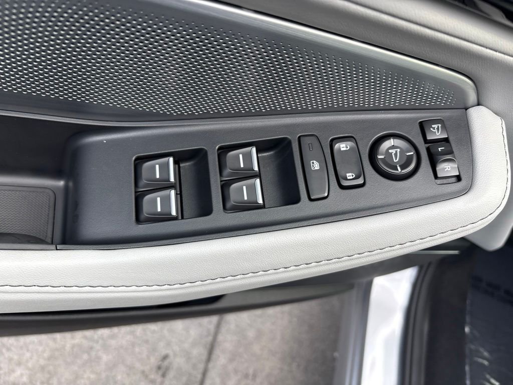 New 2026 Solar Silver Metallic Acura Technology Package image 14
