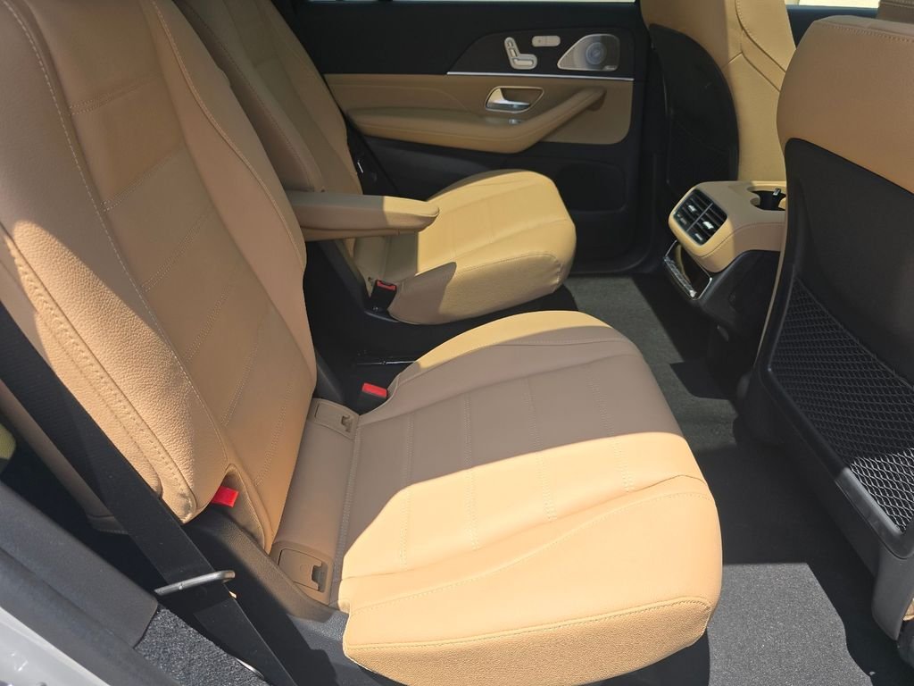 New 2026 MANUFAKTUR Alpine Grey Mercedes-Benz GLS 450 image 20