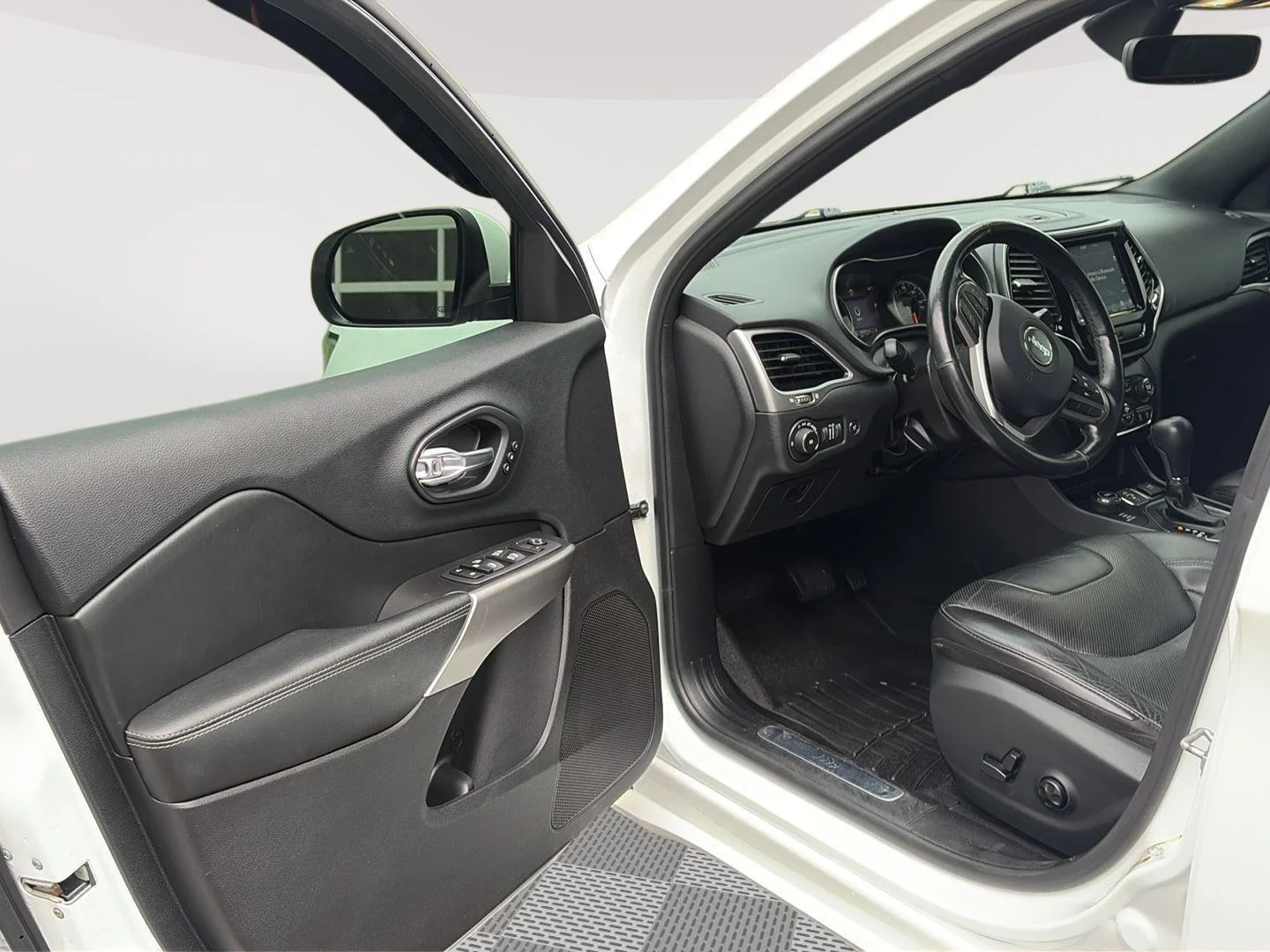 Certified Used 2020 Bright White Clearcoat Jeep High Altitude image 14
