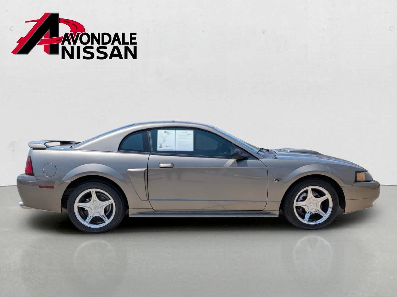 Used 2001 Gray Ford  image 7
