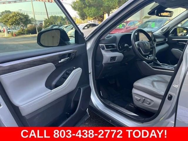 Used 2023 Silver Toyota Limited image 3