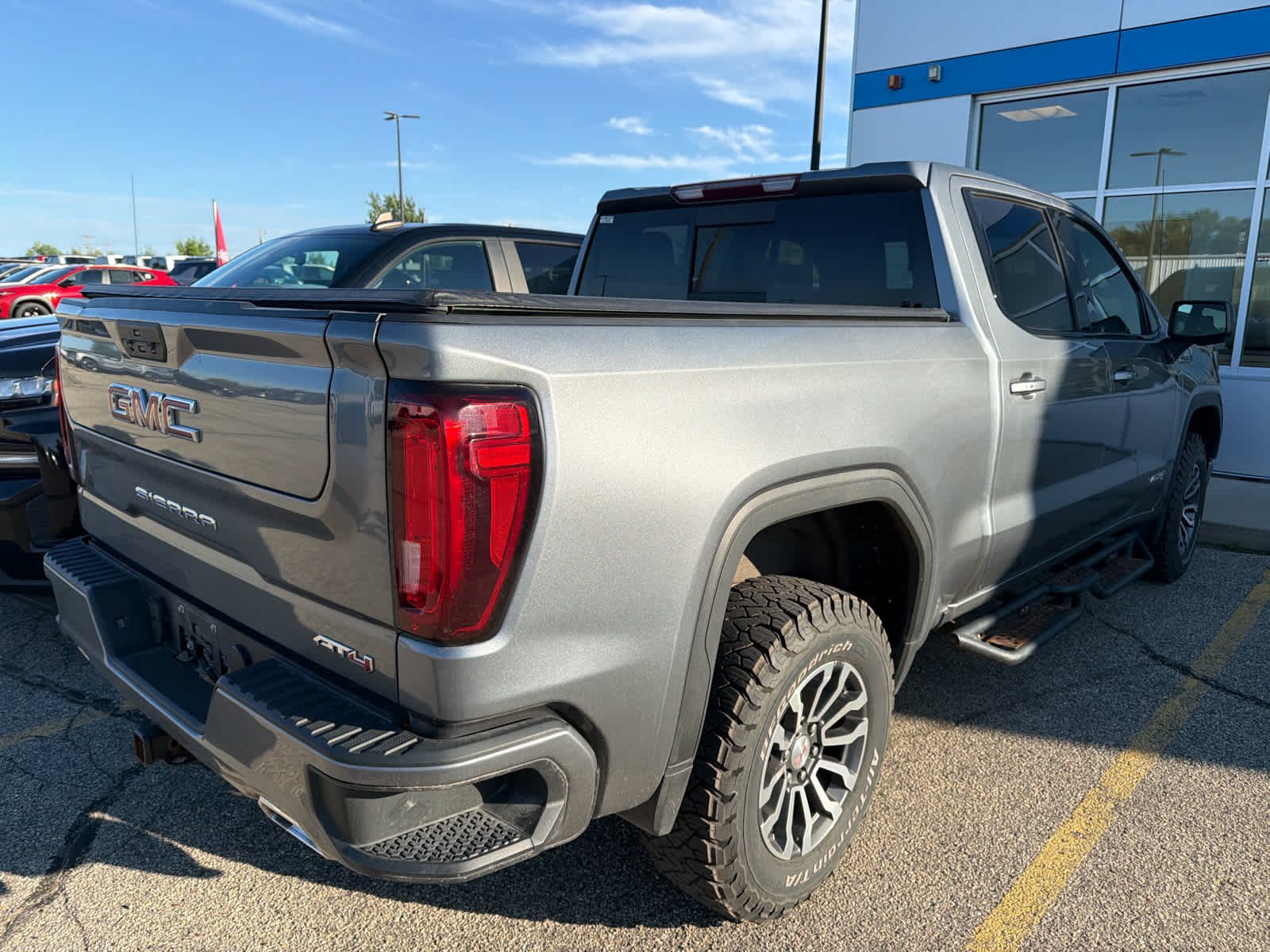 Used 2022 SATIN STEEL METALLIC GMC AT4 image 4