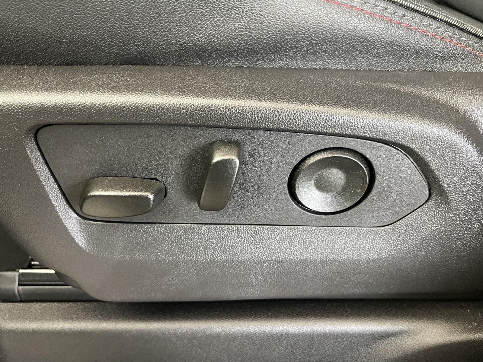 Used 2025 Black Chevrolet RST image 5