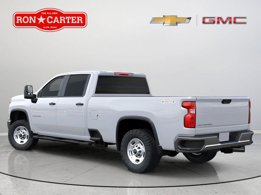 New 2026 Summit White Chevrolet WT image 6