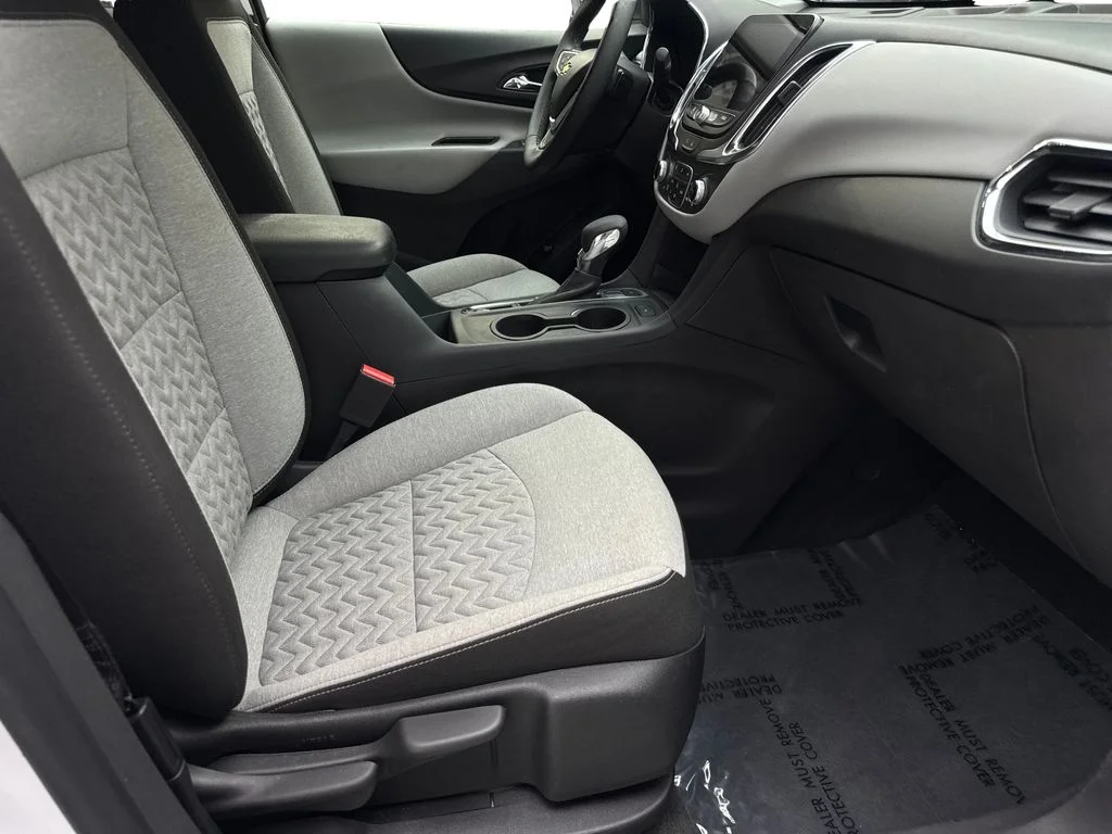 Used 2024 White Chevrolet LT image 45