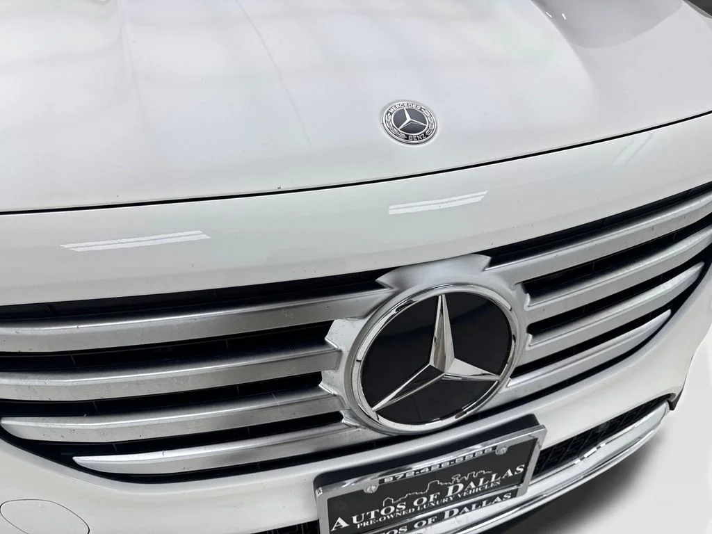 Used 2025 White Mercedes-Benz GLB 250 image 24