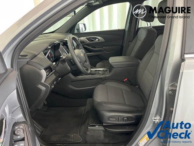 2023 Chevrolet Traverse LT