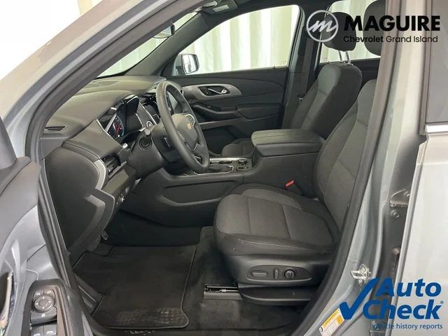 2023 Chevrolet Traverse LT