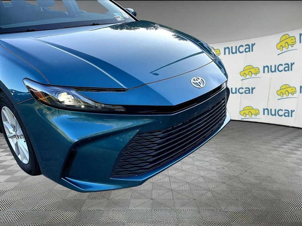 Used 2025  Toyota LE image 8