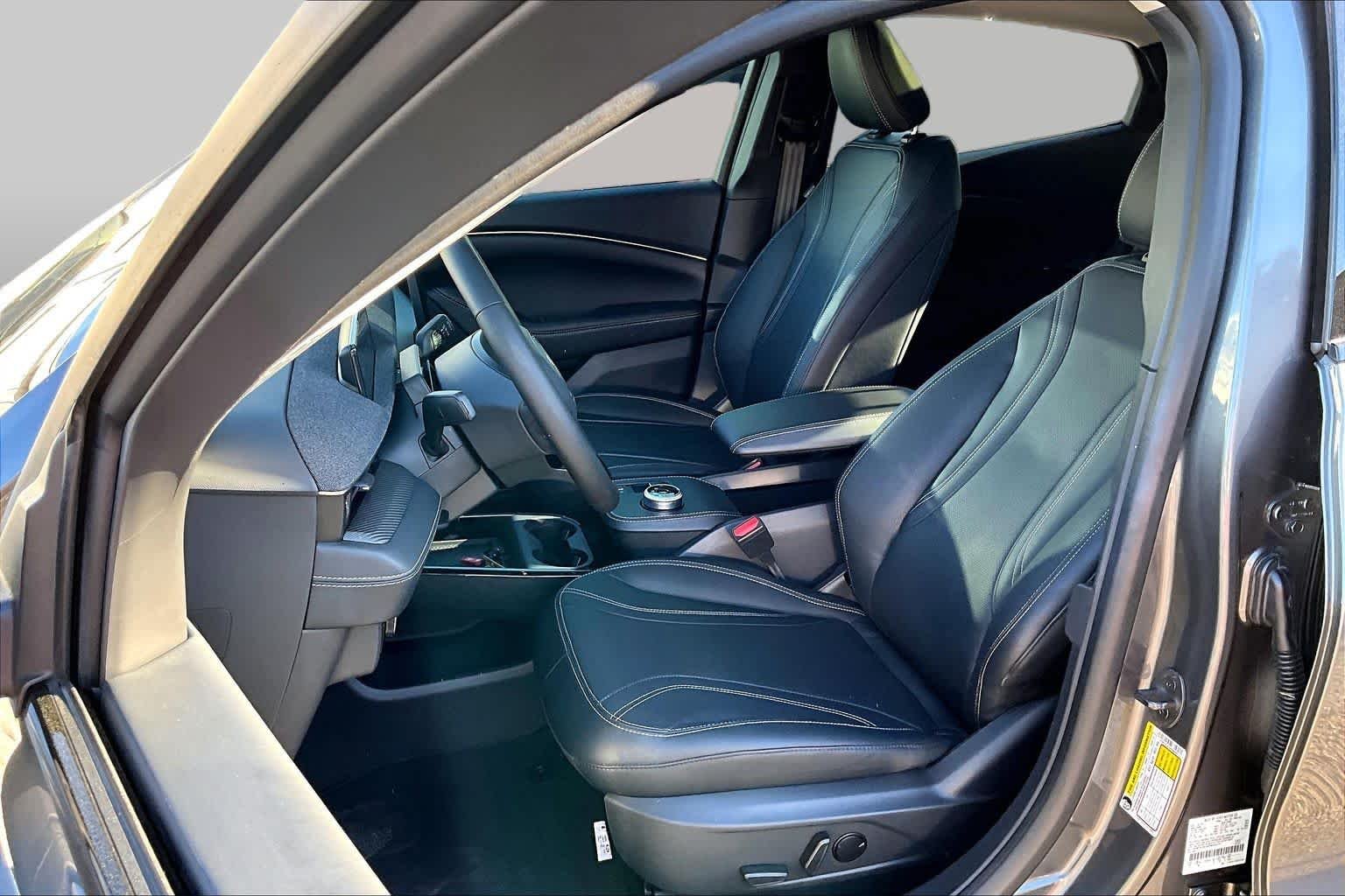 Used 2023 Carbonized Gray Metallic Ford Premium image 7
