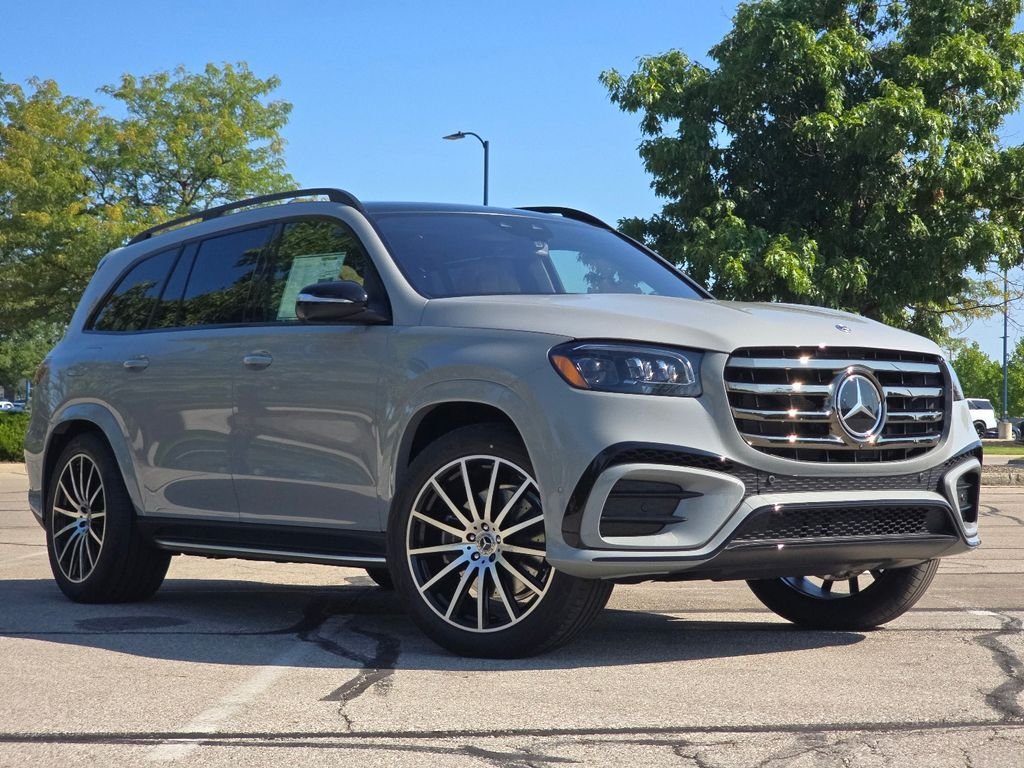 2026 Mercedes-Benz GLS Base photo 2