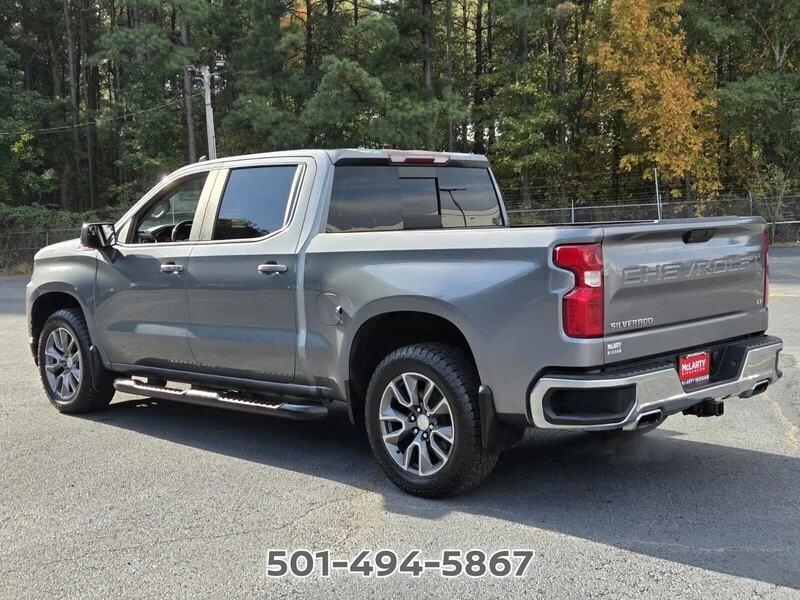 Used 2021 Steel Metallic CHEVROLET LT image 3