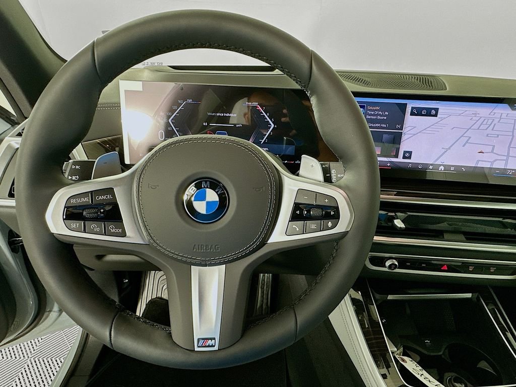 New 2026 Brooklyn Grey Metallic BMW sDrive40i image 10