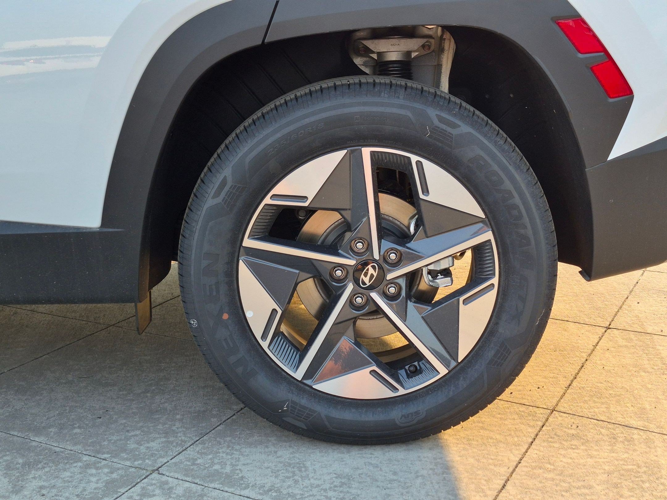 New 2026 Creamy White Pearl Hyundai SEL image 24