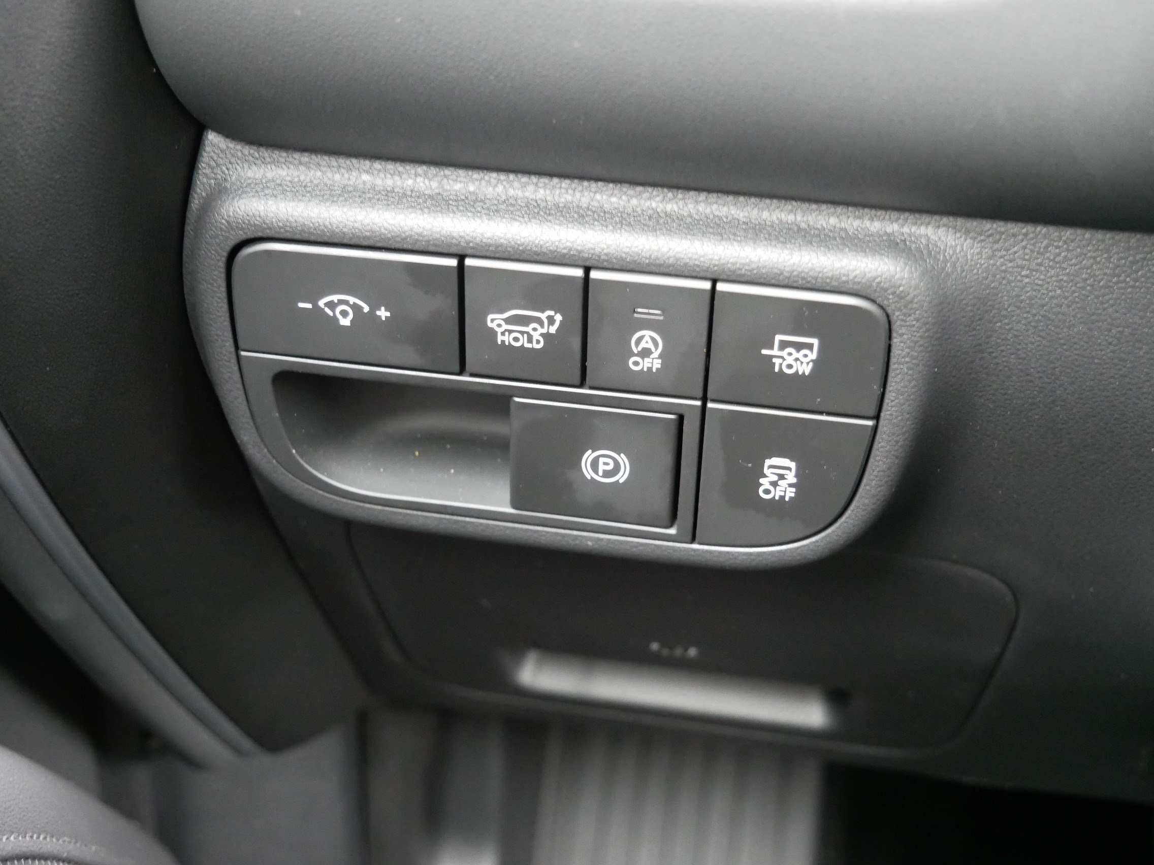 Certified Used 2026 Creamy White Pearl Hyundai SEL 7P image 27