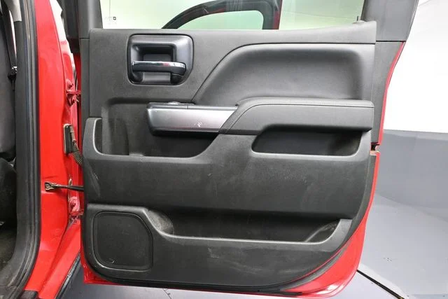 Used 2014 Red Chevrolet LT image 37