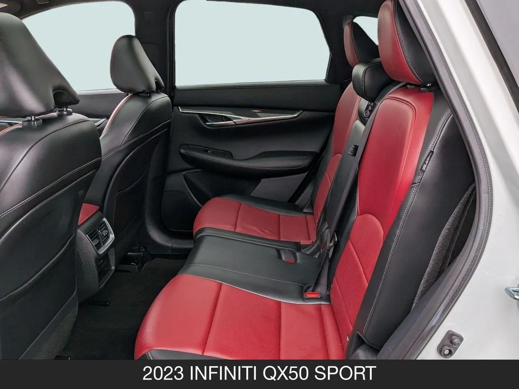 Used 2023 White INFINITI SPORT image 17