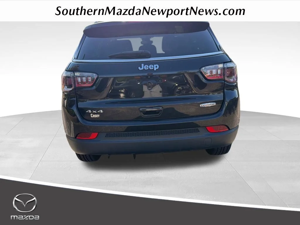 2022 Jeep Compass Latitude Lux 4X4's photo