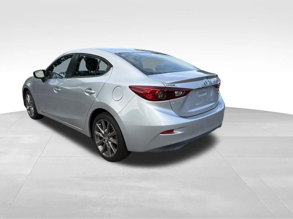Used 2018 Silver Mazda Touring image 3