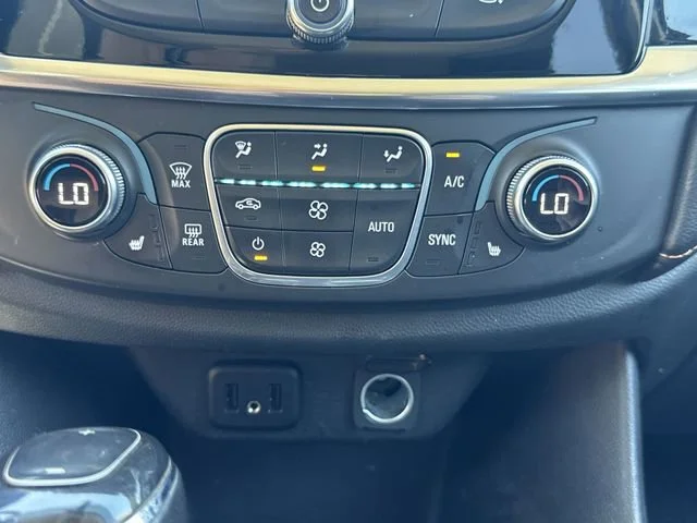 Used 2019 CAJUN RED TINTCOAT Chevrolet LT Leather image 19