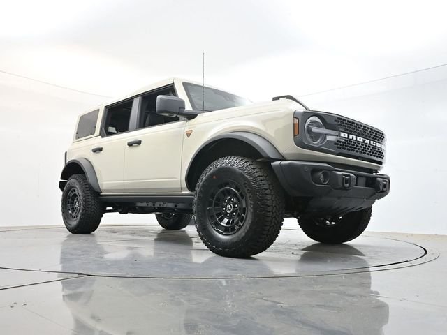 New 2026 Desert Sand Ford Badlands® image 42