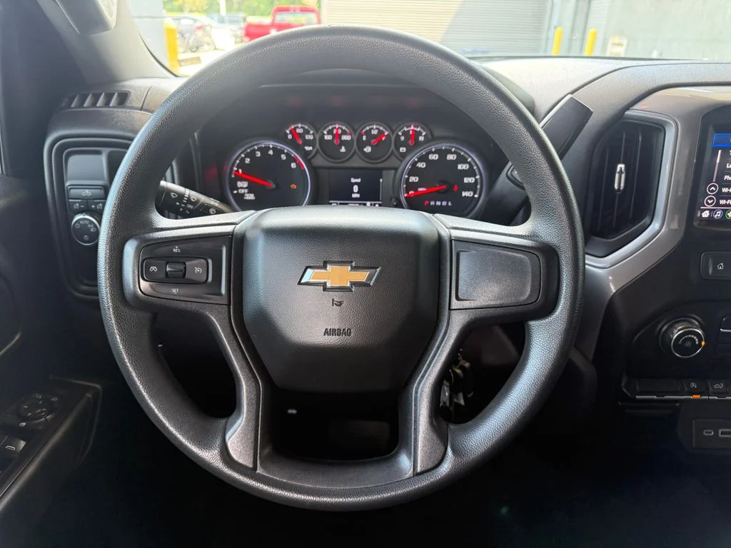Used 2021 Gray Chevrolet Custom image 18