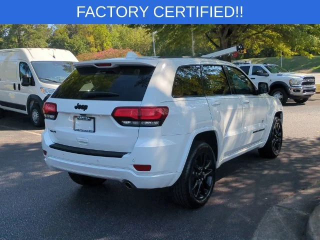 Used 2018 White Jeep Altitude image 5