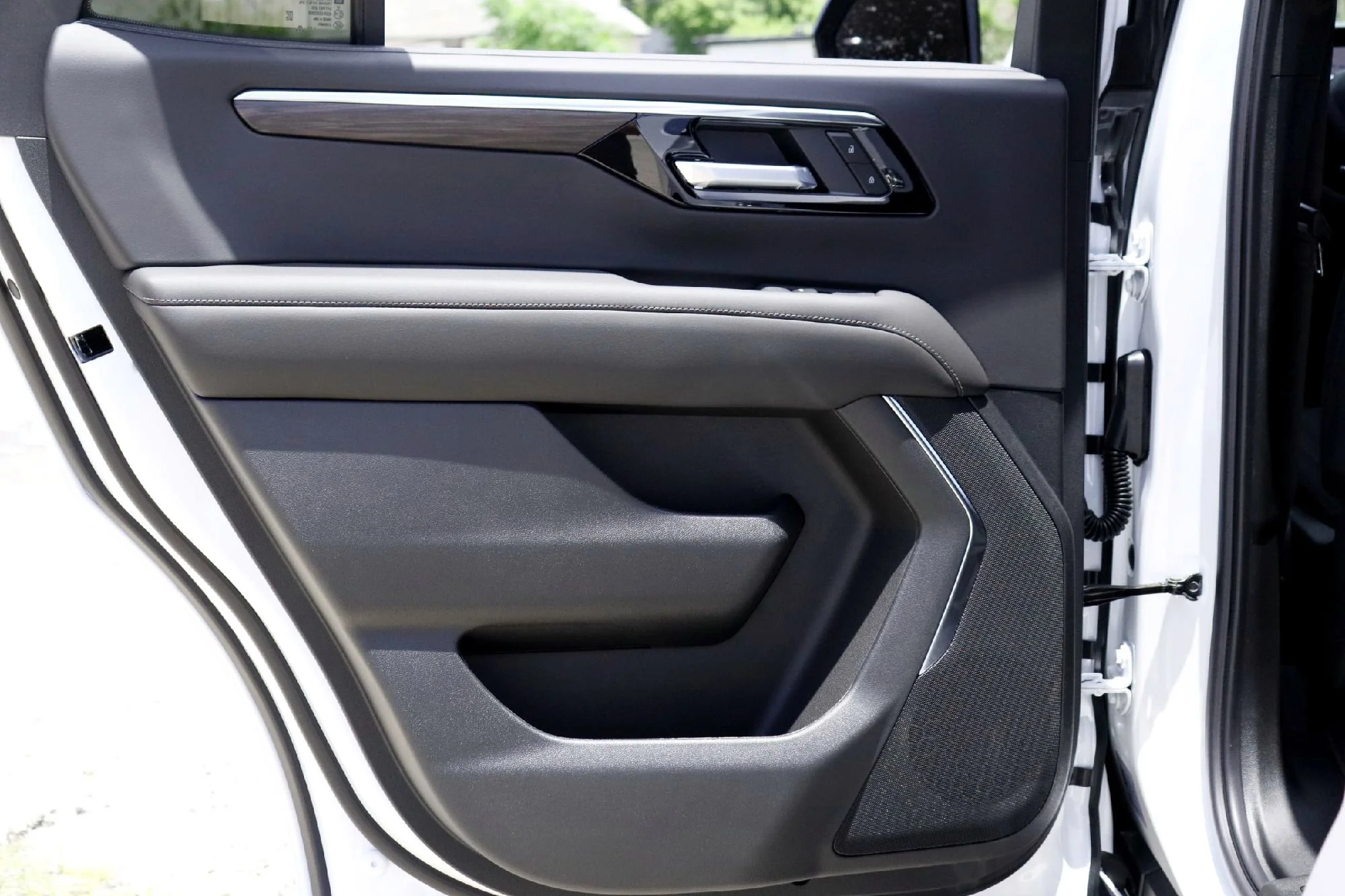 2026 Chevrolet Tahoe LS - Photo 20