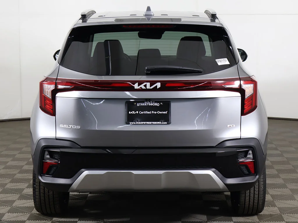 Certified Used 2024 Gray Kia SX image 14