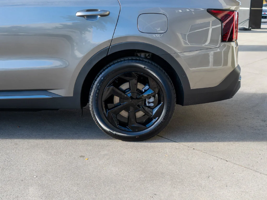 New 2026 Volcanic Sand Kia X-Line SX Prestige AWD image 32