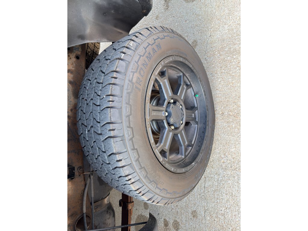 Used 2004 Black Clearcoat Dodge SLT image 15