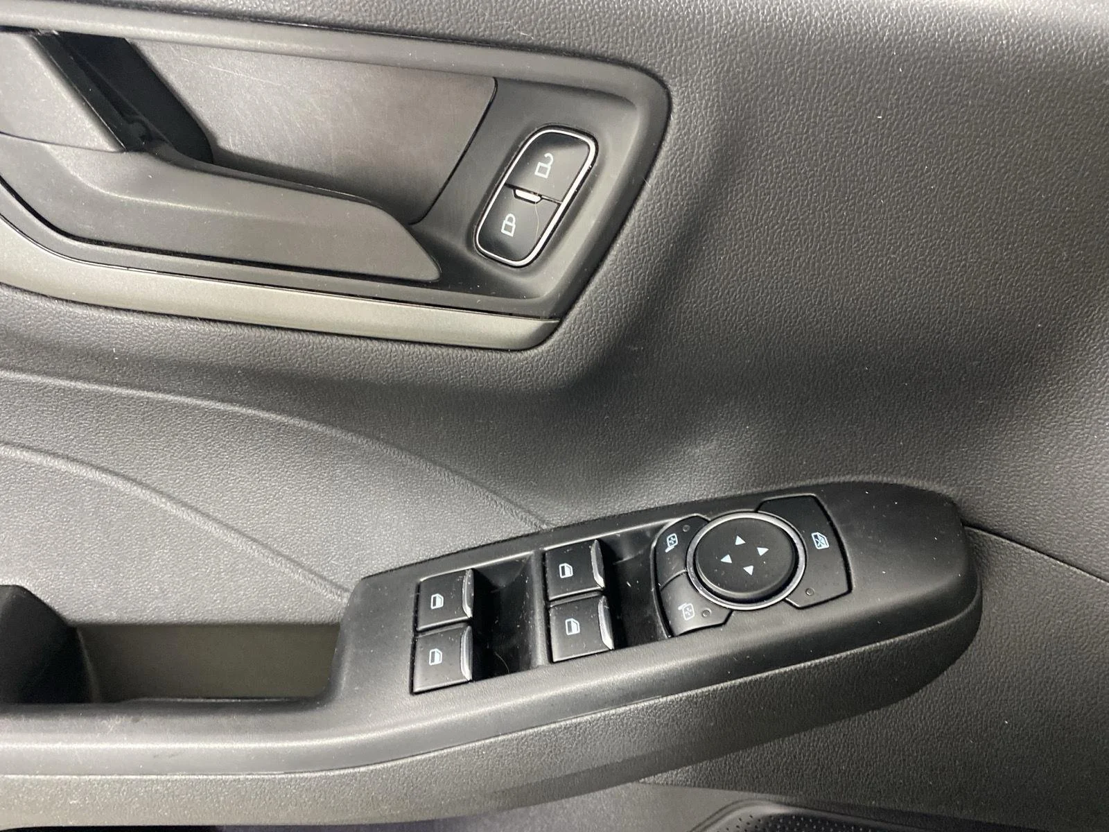 Used 2024 Agate Black Ford Active image 15
