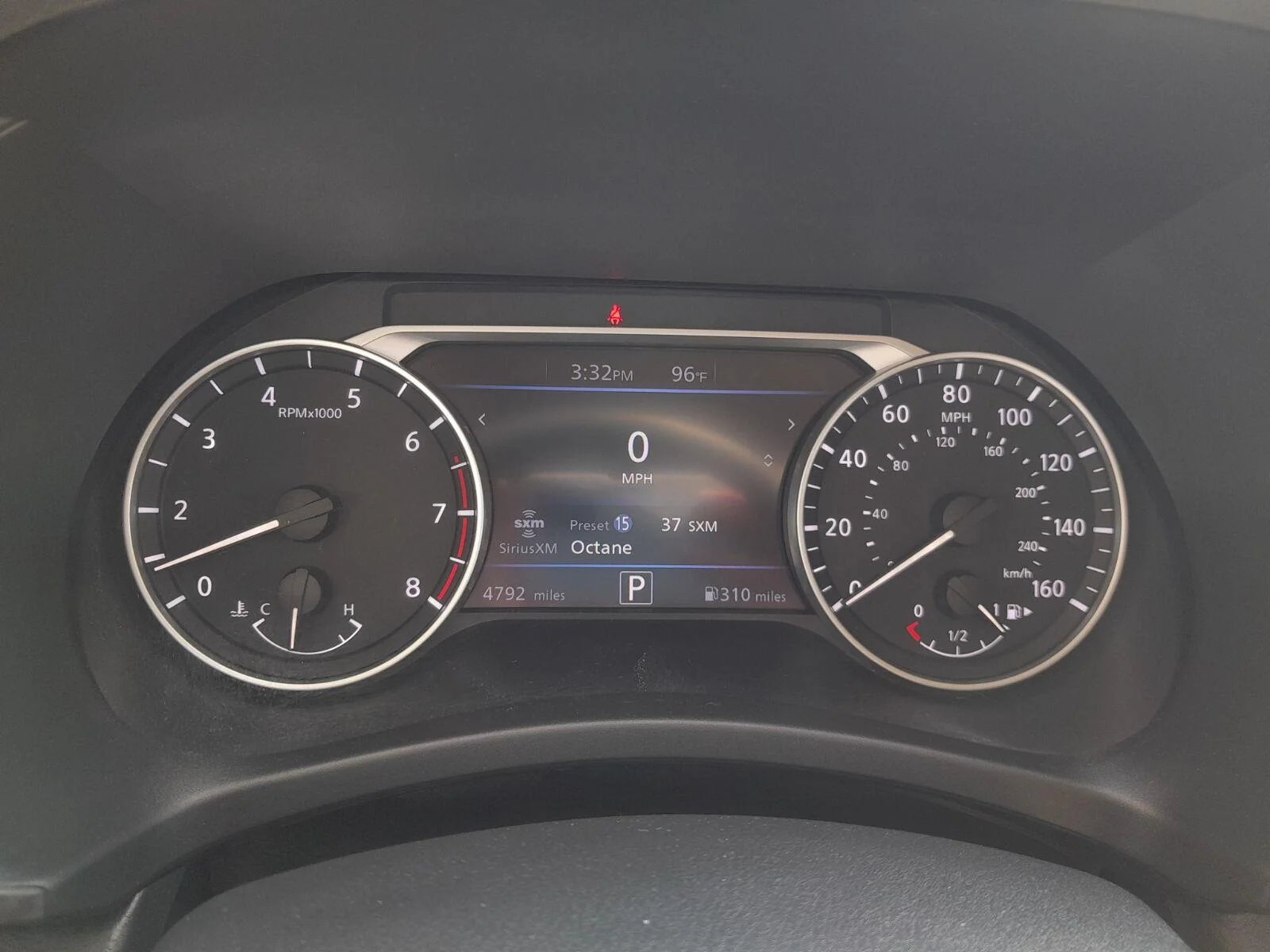 Used 2025 Super Black Nissan SR image 12