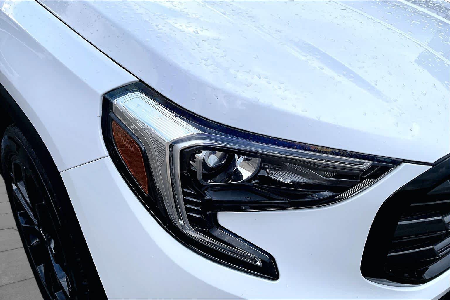 Used 2021 Summit White GMC SLT image 27