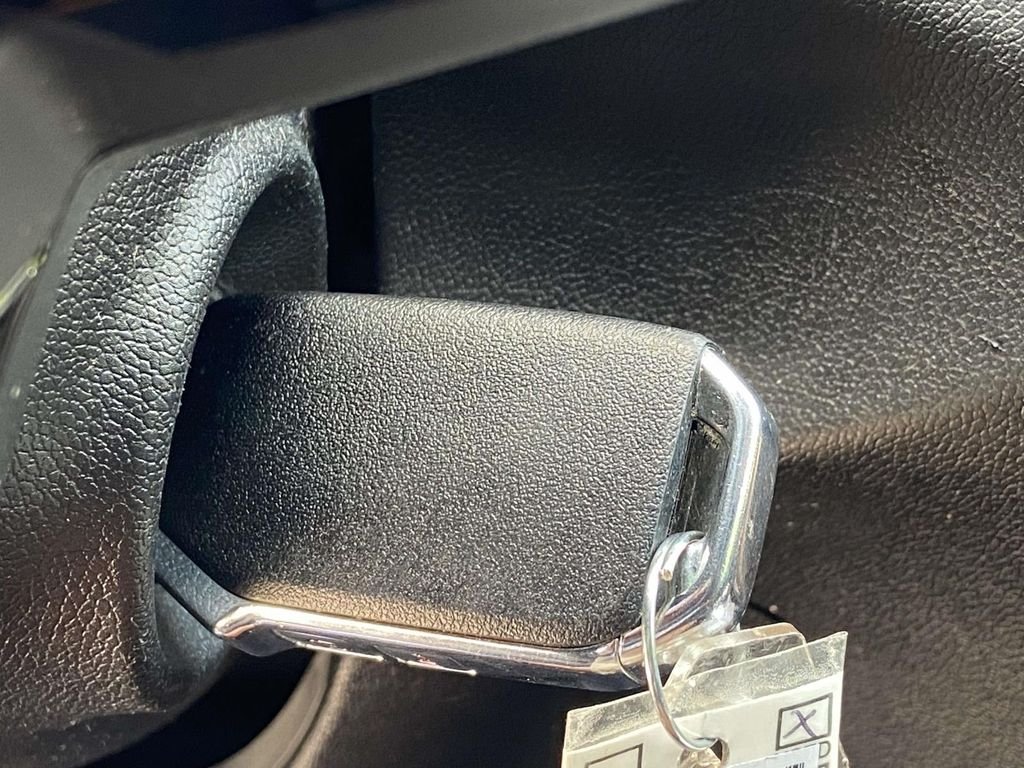 Used 2022 Gray Kia LX image 31