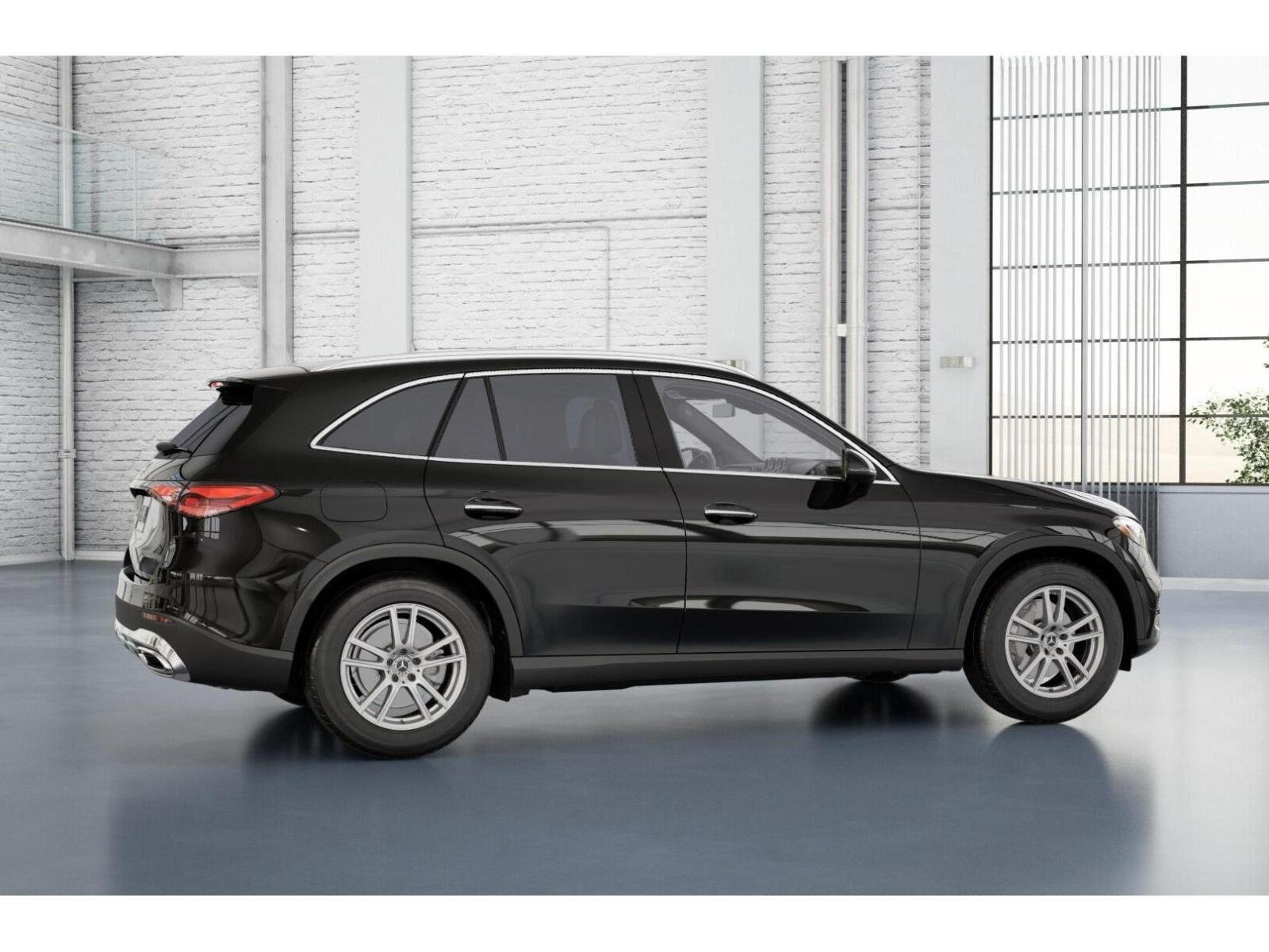 New 2026 Black Mercedes-Benz GLC300 image 18
