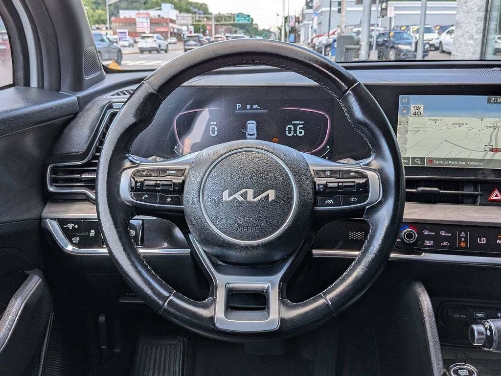 Used 2023 White Kia X-Line image 14
