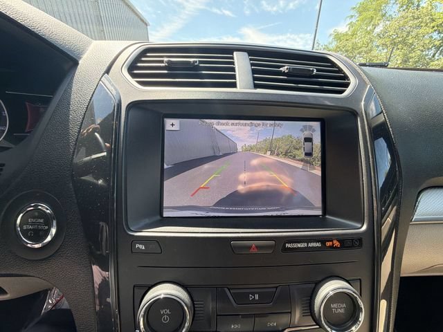 Used 2019 Red Ford XLT image 17