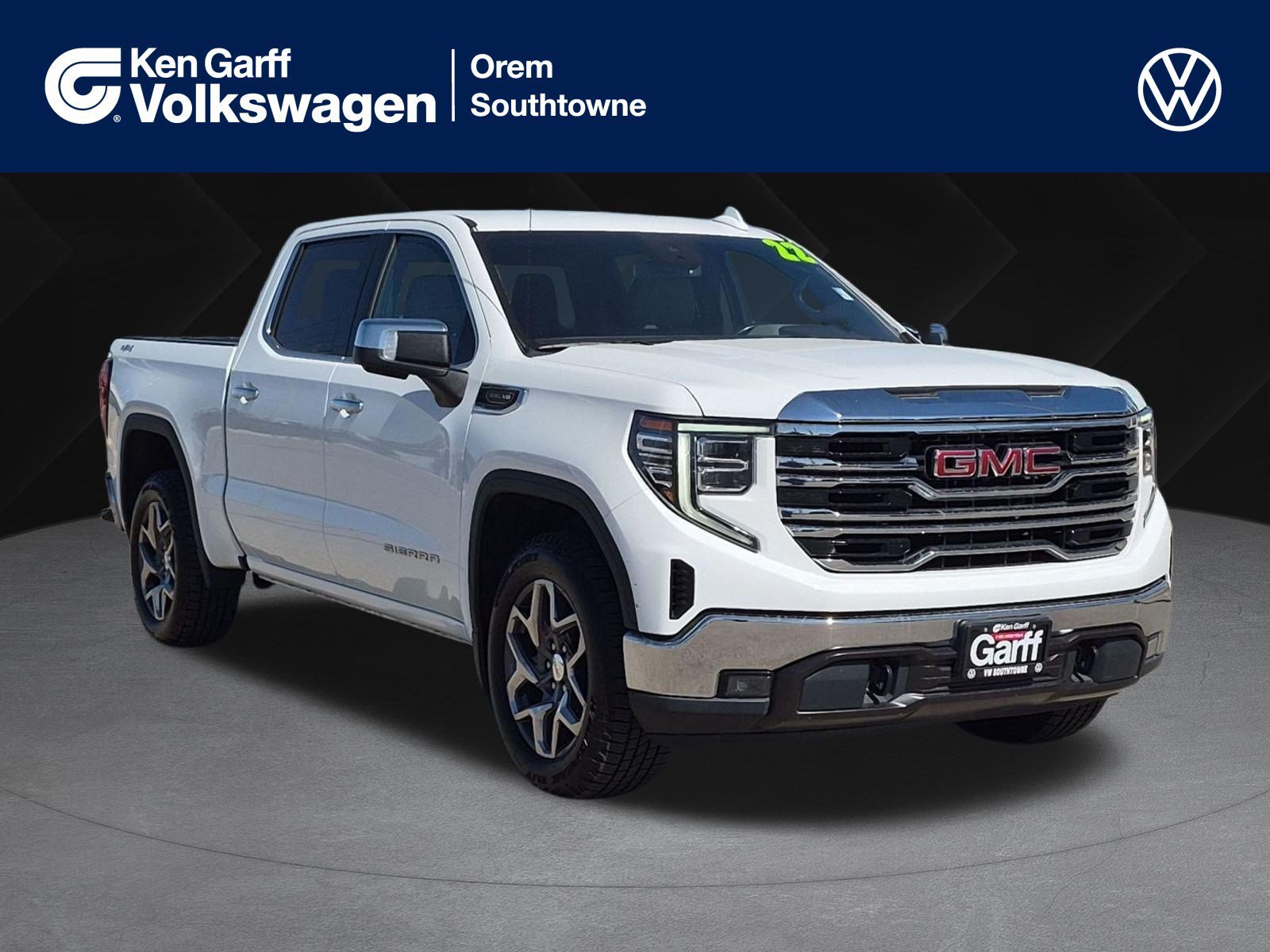 Used 2022 Summit White GMC SLT image 1