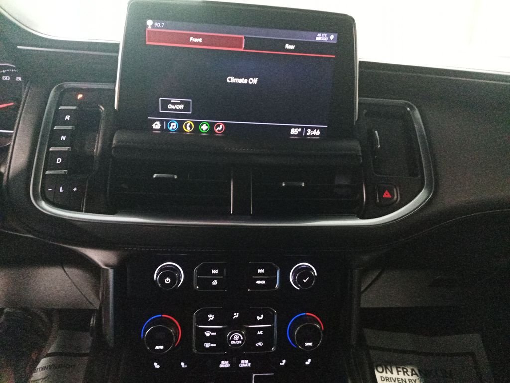Used 2021 White Chevrolet Z71 image 20