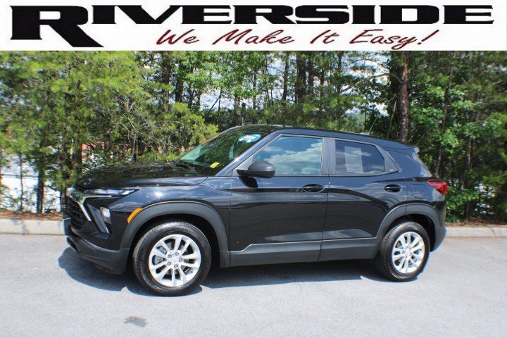 Used 2024 Mosaic Black Metallic Chevrolet LS image 4
