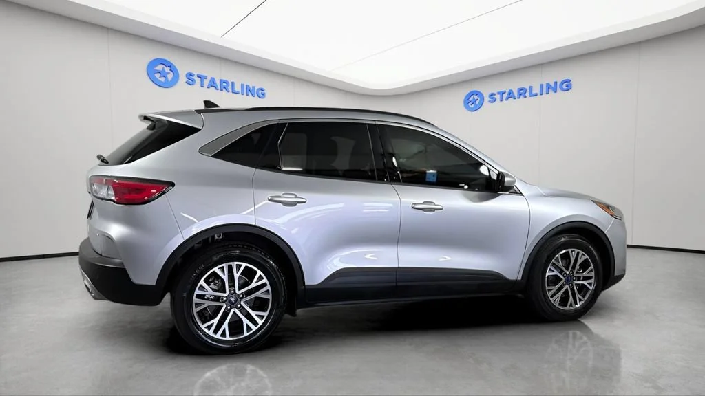 Used 2020 Silver Ford SEL image 11