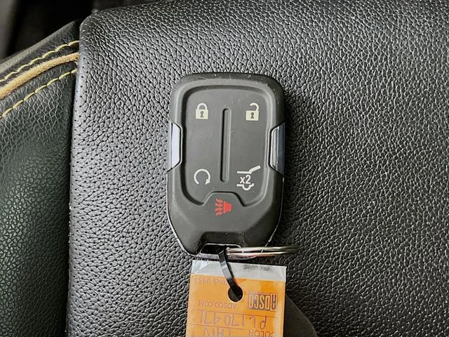 Used 2023 Beige GMC AT4 image 32