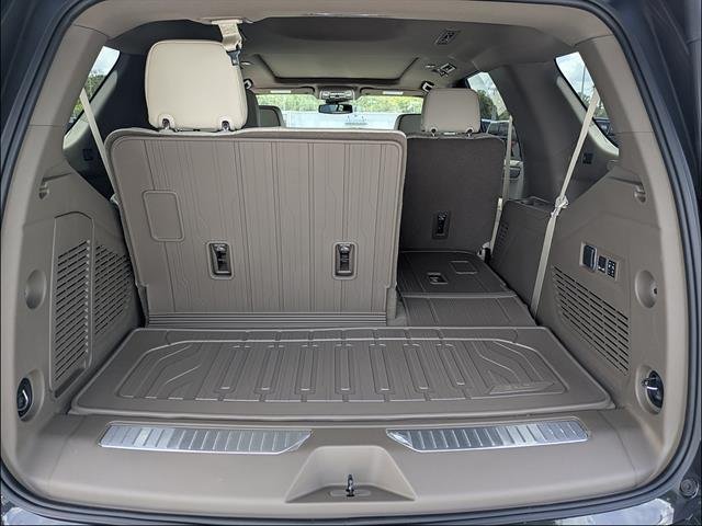 2026 GMC Yukon Denali - Photo 14