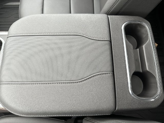 2026 GMC Sierra 2500HD SLT - Photo 25