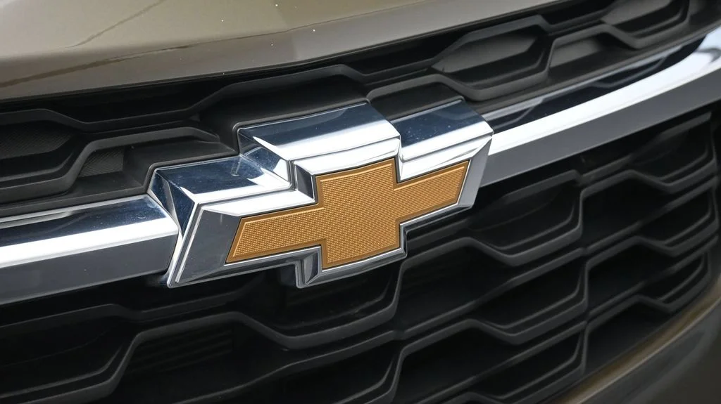 Used 2024 Brown Chevrolet LT image 19